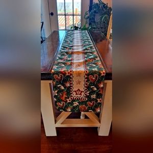 🌲Gingerbread Cookies Table Runner